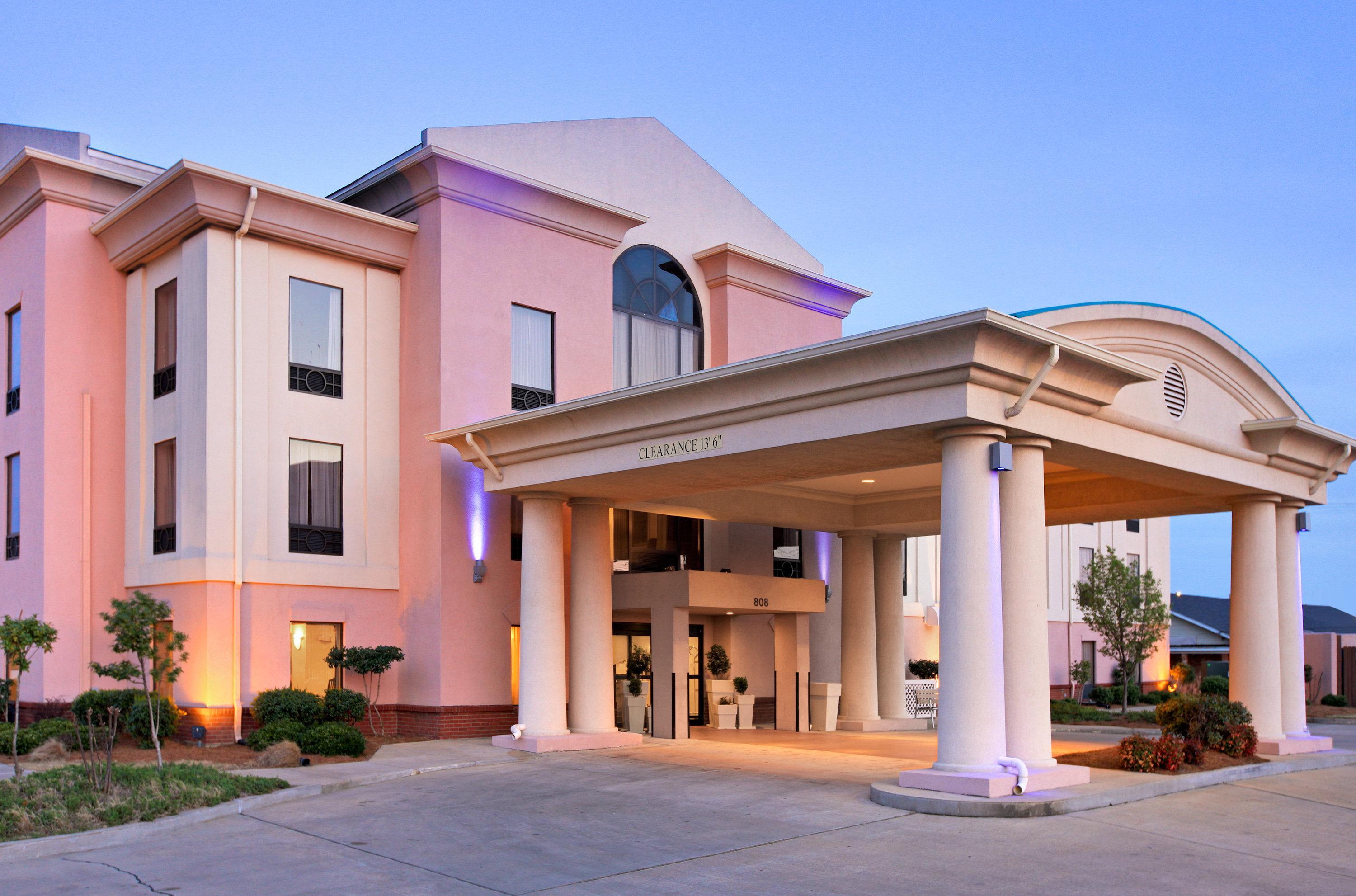 Holiday Inn Express Hotel & Suites Cleveland - Ms By Ihg Luaran gambar