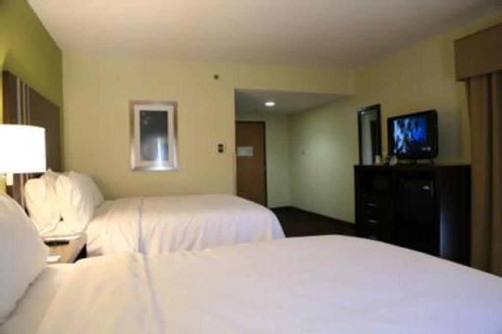Holiday Inn Express Hotel & Suites Cleveland - Ms By Ihg Luaran gambar