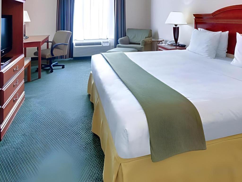 Holiday Inn Express Hotel & Suites Cleveland - Ms By Ihg Luaran gambar