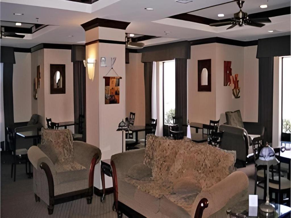 Holiday Inn Express Hotel & Suites Cleveland - Ms By Ihg Luaran gambar
